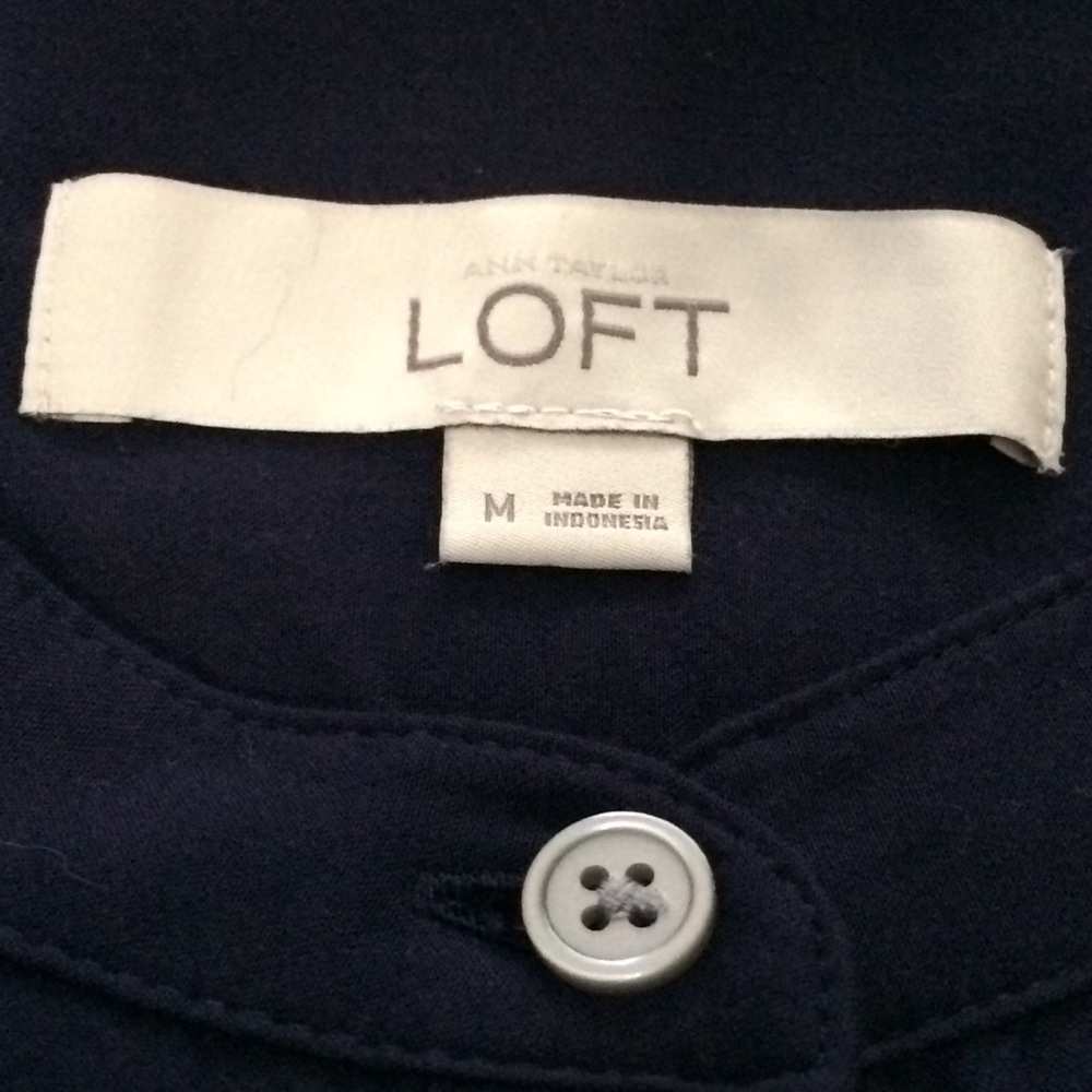 Ann Taylor LOFT Roll Tab Navy Tunic - Picture 3 of 7